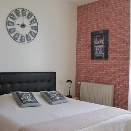 Chambre D'Hotes Park Des Collines - Gite Bed & Breakfast Genissieux Exterior photo